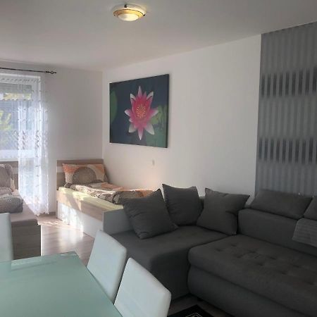 Edes Alom Guesthouse Segedín Exteriér fotografie