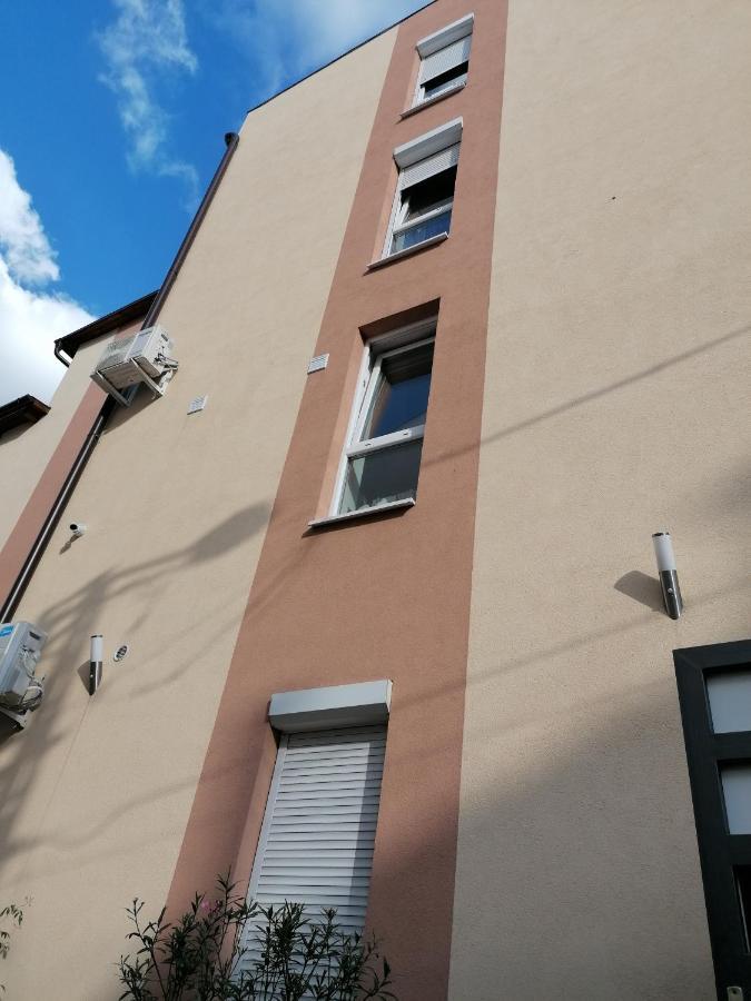 Edes Alom Guesthouse Segedín Exteriér fotografie