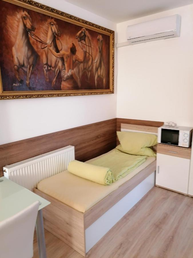 Edes Alom Guesthouse Segedín Exteriér fotografie