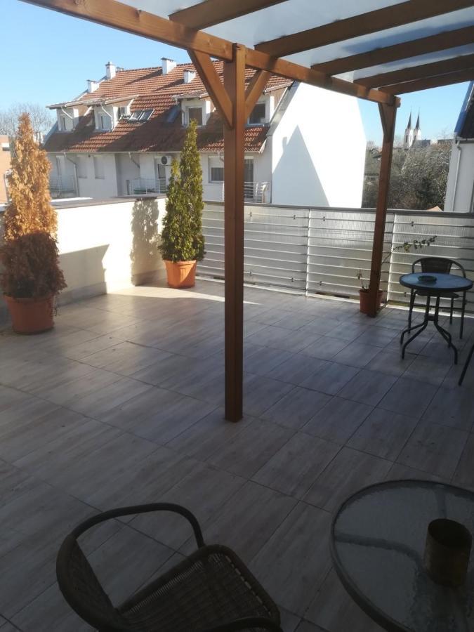 Edes Alom Guesthouse Segedín Exteriér fotografie