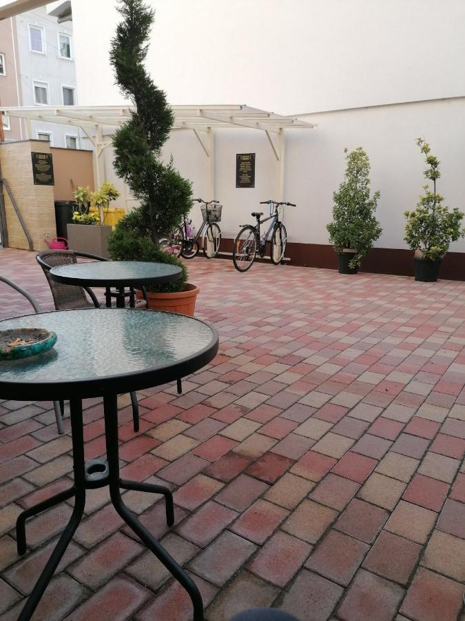 Edes Alom Guesthouse Segedín Exteriér fotografie
