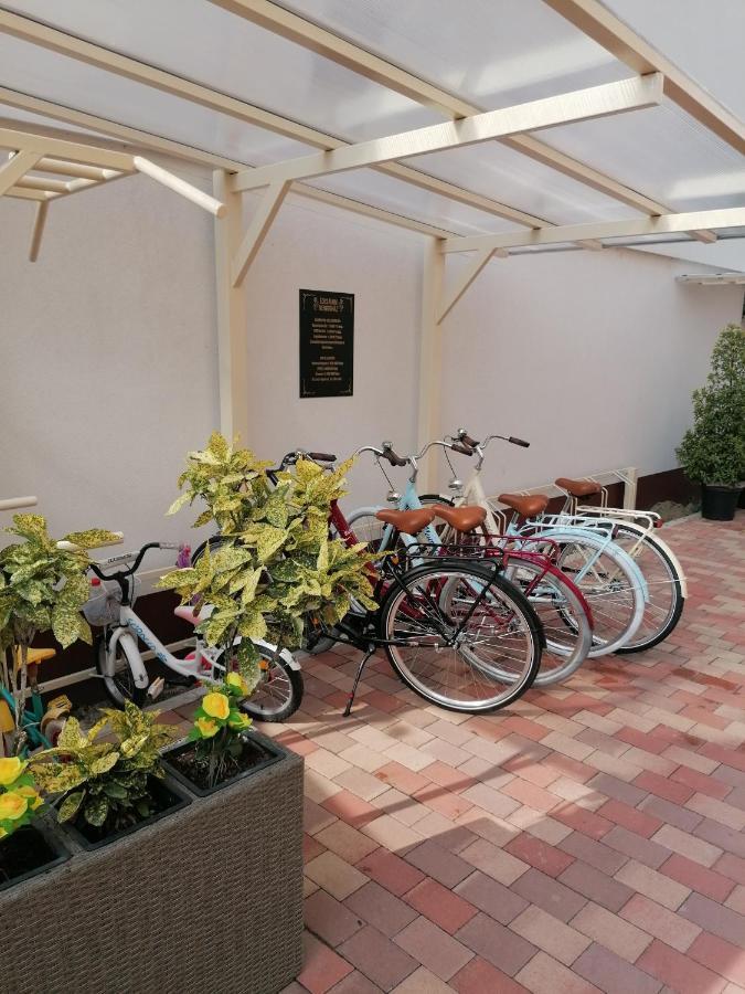Edes Alom Guesthouse Segedín Exteriér fotografie