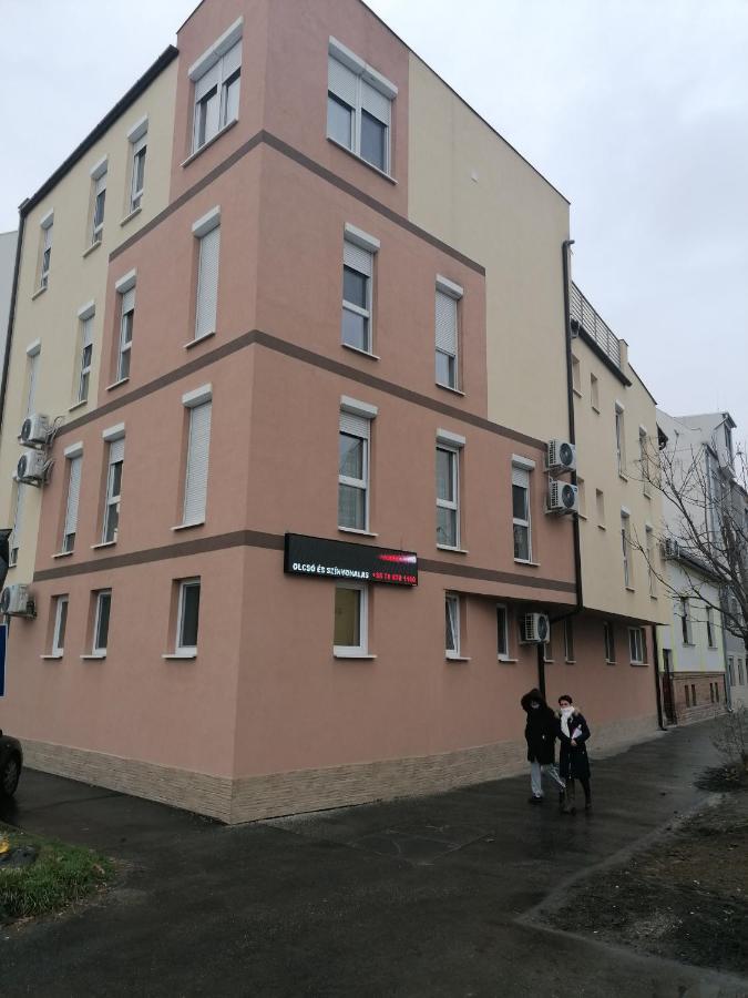 Edes Alom Guesthouse Segedín Exteriér fotografie