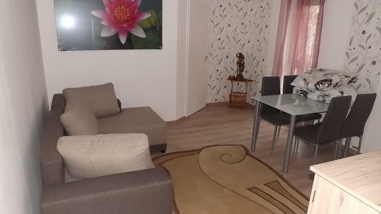 Edes Alom Guesthouse Segedín Exteriér fotografie
