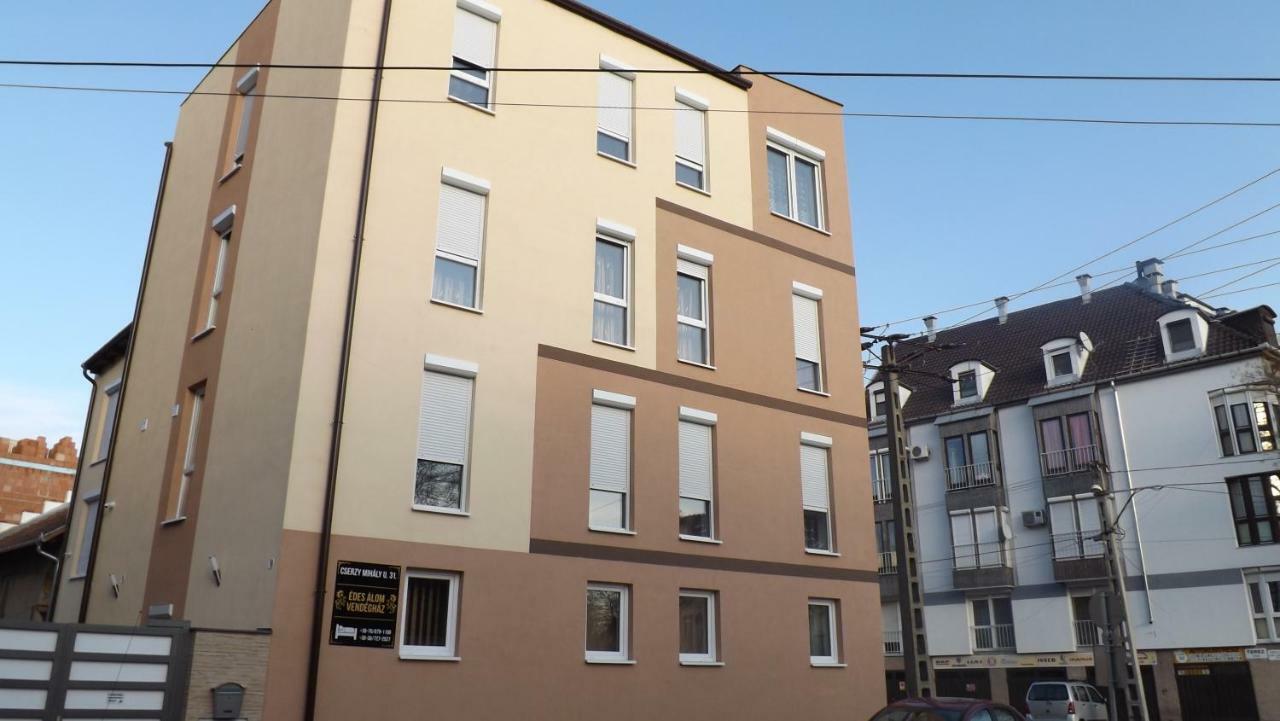 Edes Alom Guesthouse Segedín Exteriér fotografie